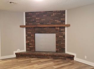 1904 J F Kennedy St APT B, Pittsburg, KS 66762