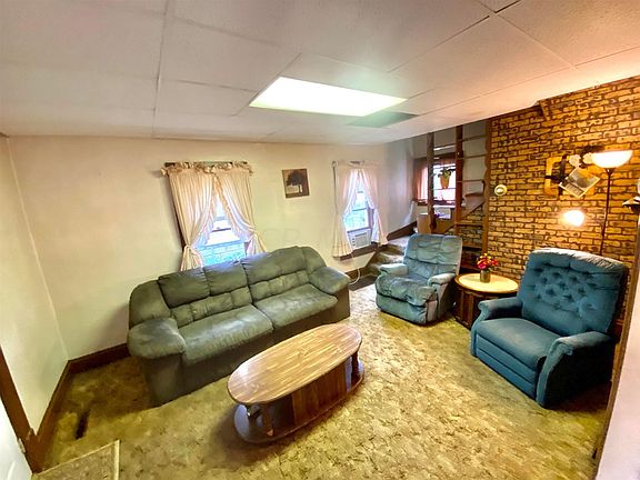 2nd image of 638 Echo Ave