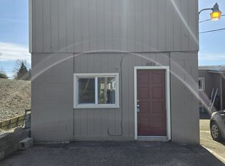 601 W Division St APT C, Mount Vernon, WA 98273
