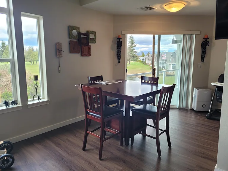 200 W Maberry Dr — Photo 23