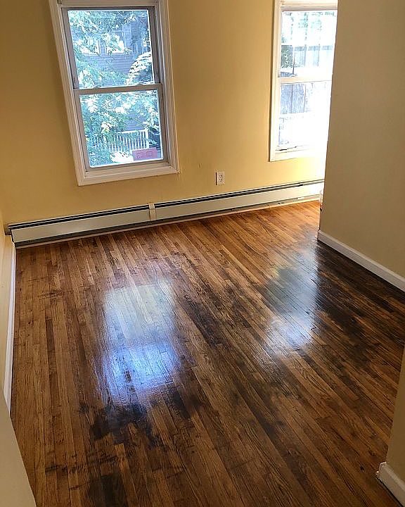 2nd image of 31 Westervelt Pl
