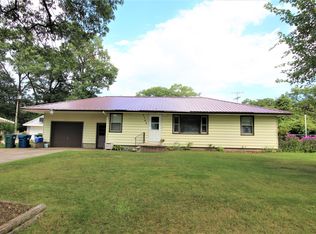 3564 Hiawatha Dr, Muskegon, MI 49441