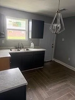1841 Gordon St — Photo 6