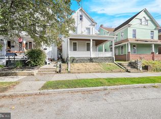 31 N Water St, Spring Grove, PA 17362