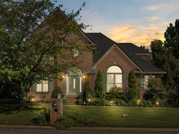 227 White Cloud Trl, Murfreesboro, TN 37127