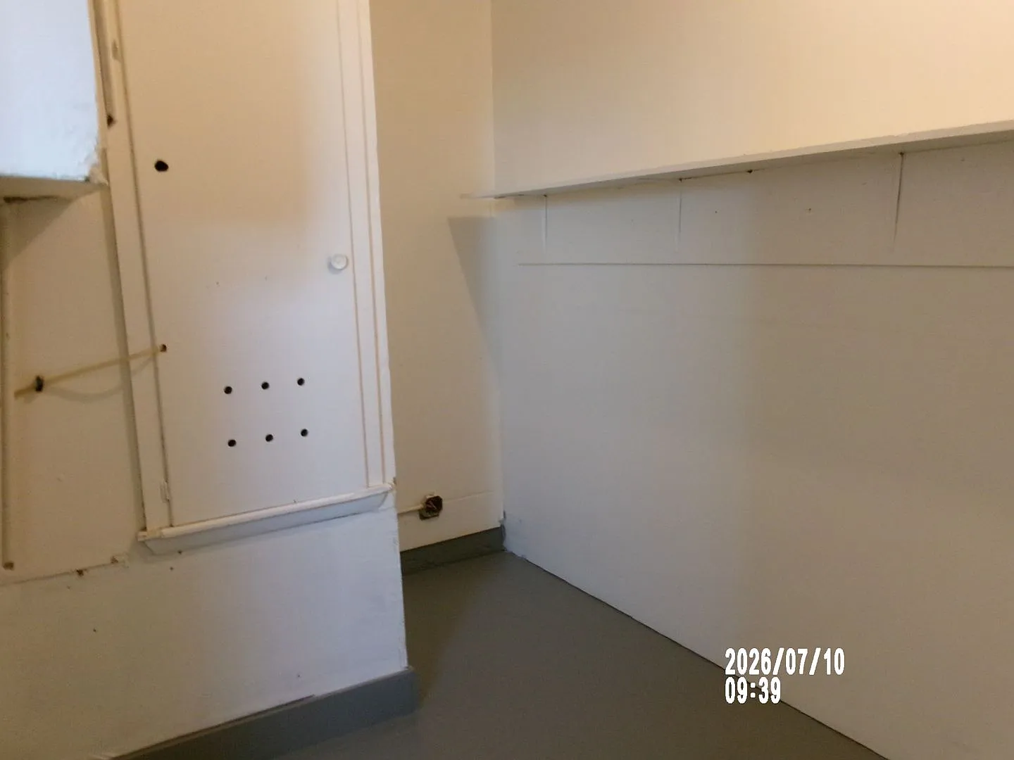 Move In Special: $200 Off Of The First Full Month's Rent! Very Nice Home Located In The Carraslan... — Photo 4