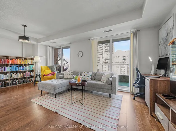 168 King St E #614, Toronto, ON M5A 4S4