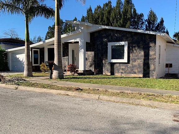 2nd image of 40 Belvedere Dr
