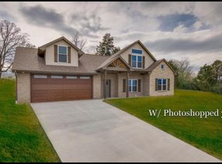 3202 Crystal Ct, Jefferson City, MO 65109