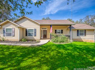 310 Sleepy Mdw, Nixon, TX 78140