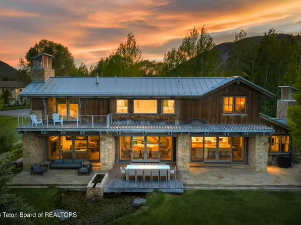 250 Moose St, Jackson, WY 83001