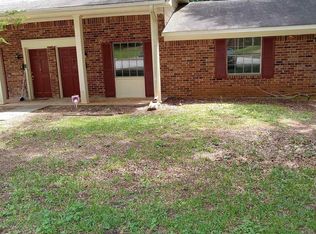 113 Burkshire Ct UNIT B, Jonesboro, GA 30236