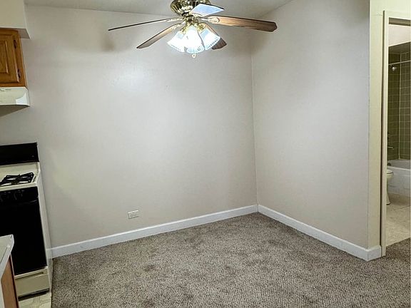 4th image of 910 Westmoreland Dr APT 2
