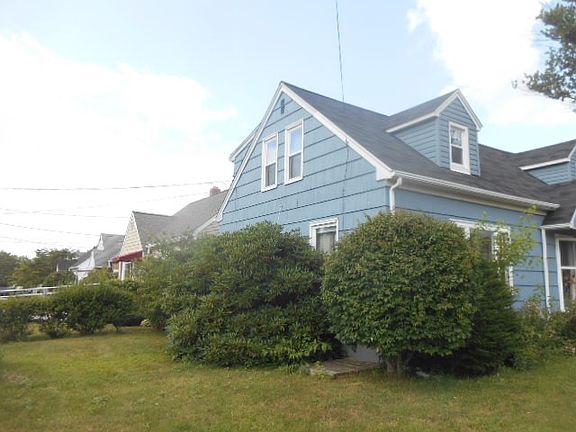 3rd image of 1756 W 36th St