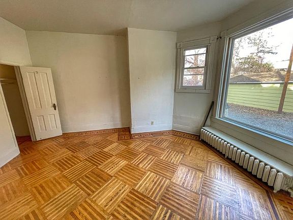 5th image of 1609 8th Ave N APT 4