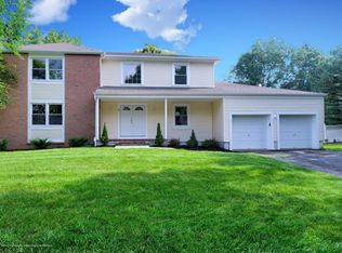 23 Colts Run, Marlboro, NJ 07746