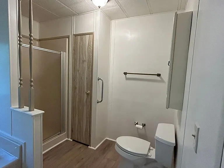 373 Lodgeview Dr — Photo 10