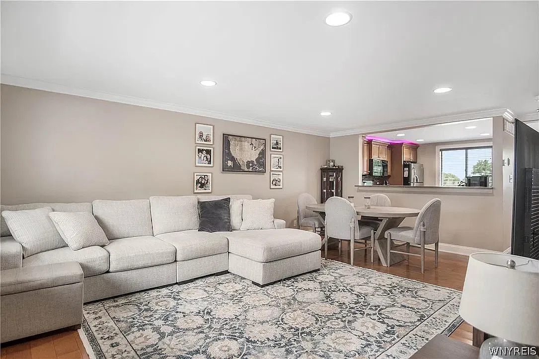 2 bed, 1.5 bath, 1146 sqft, $2,150 — Photo 4