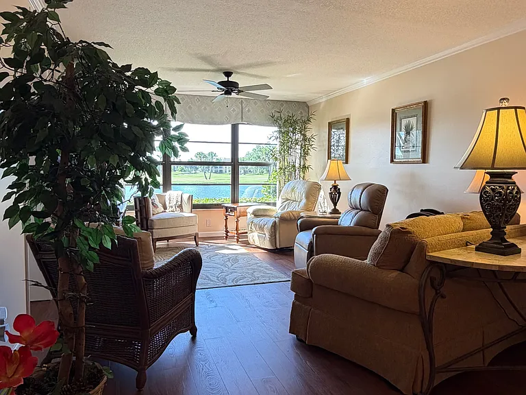 39 Plantation Dr #101 — Photo 24