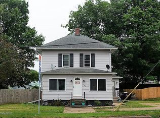 141 S Church St, Coloma, MI 49038