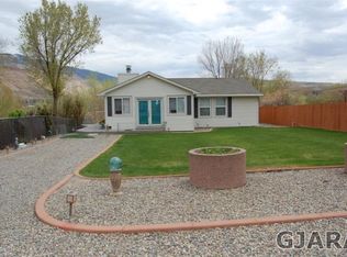 353 N River Rd, Palisade, CO 81526