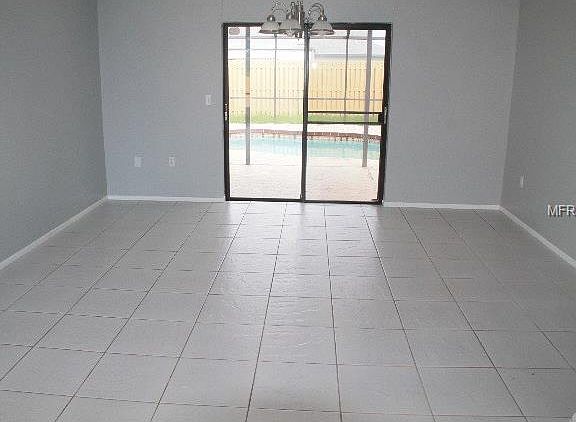 5th image of 6979 Easton Ct