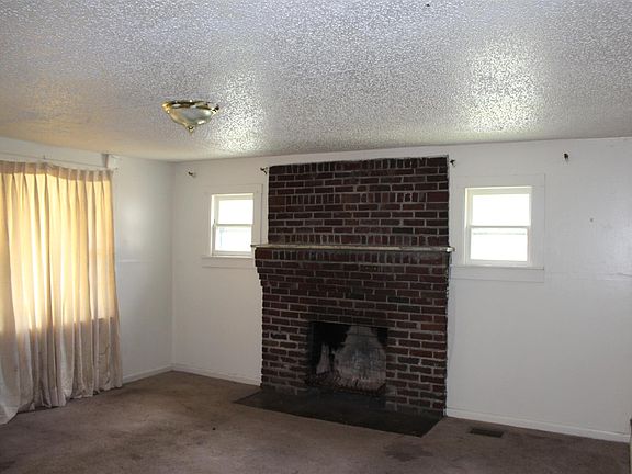 4th image of 816 31st Ave N