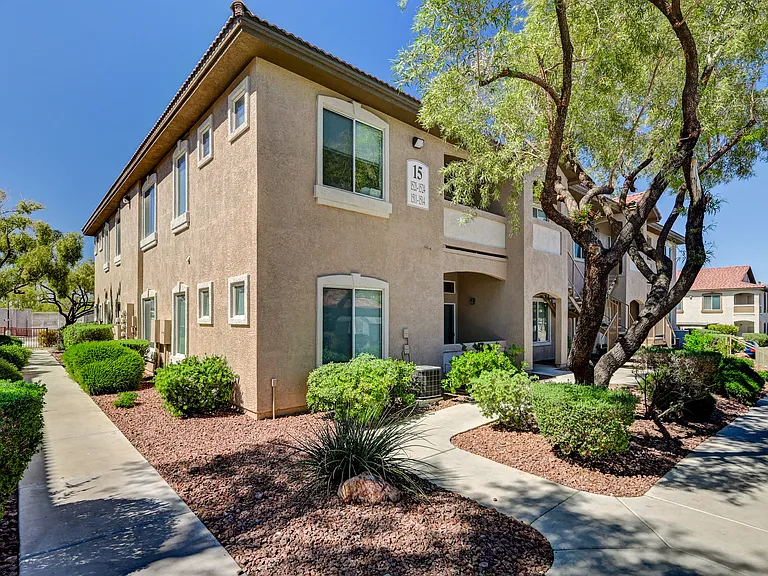 2305 W Horizon Ridge Pkwy #1512 — Photo 38