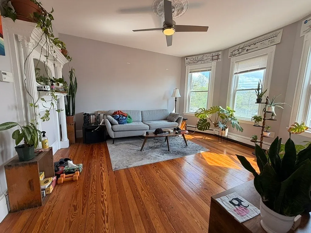 Building Photo - 149 Fisher Ave #2