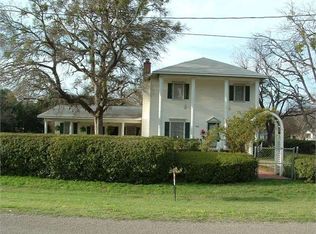 309 W 4th St, Crawford, TX 76638