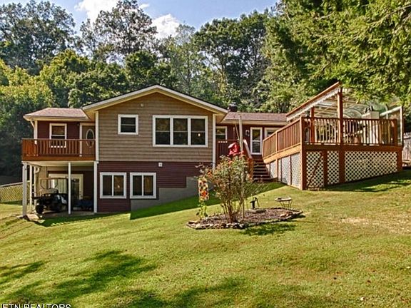 4th image of 245 Lakeshore Vista Dr