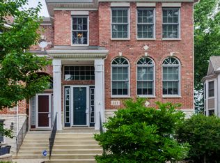 311 N Fremont St, Naperville, IL 60540