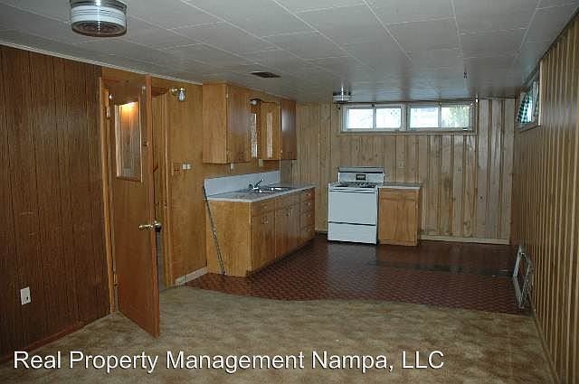 2nd image of 2314 S Indiana Ave APT 3