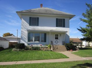 654 Lincoln St, Miles, IA 52064