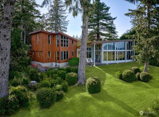 15550 Sandridge Rd, Long Beach, WA 98631