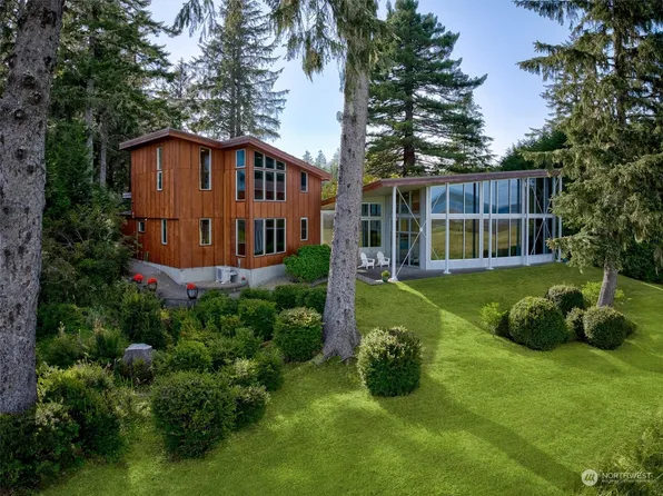 15550 Sandridge Road, Long Beach, WA 98631