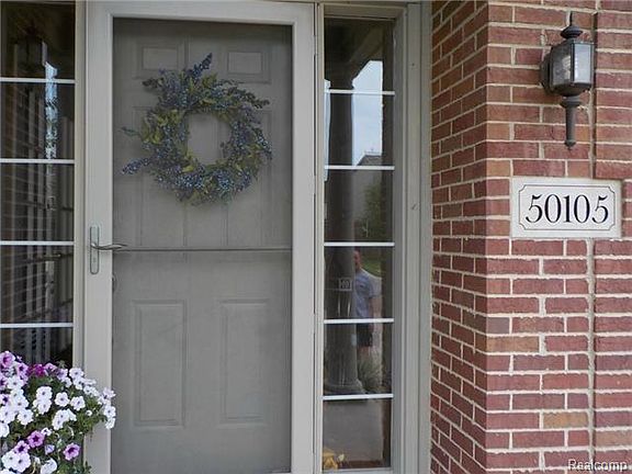 4th image of 50105 Venice Ct