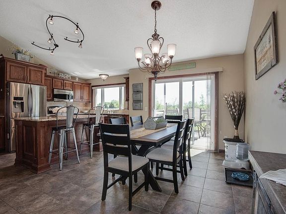 3rd image of 1712 149th Ln NE
