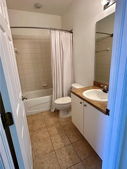 4299 Bellasol Cir #2621 — Photo 9