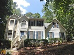 250 Ridgemont Dr, Fayetteville, GA 30215