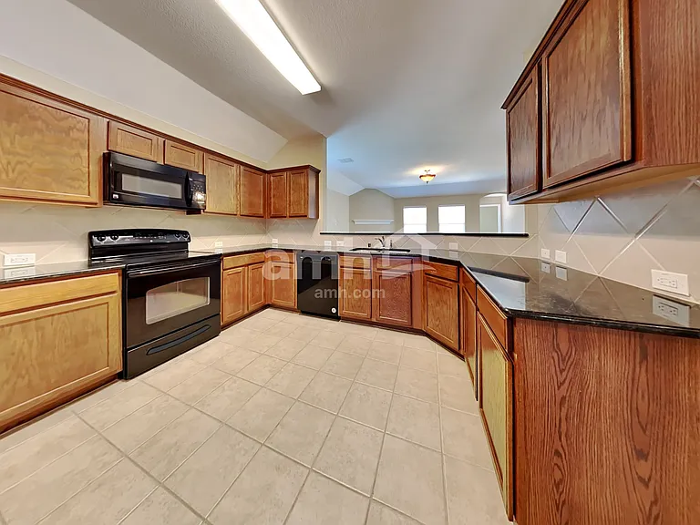 524 Anchor Way — Photo 3