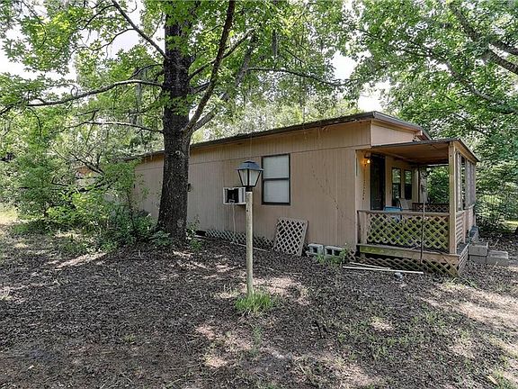 2nd image of 10013 Woodland Dr