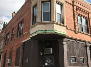 2658 W 24th St, Chicago, IL 60608