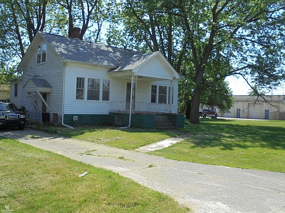3rd image of 35080 Hengesbach Dr