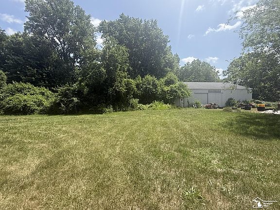 4th image of 1689 W Rauch Rd
