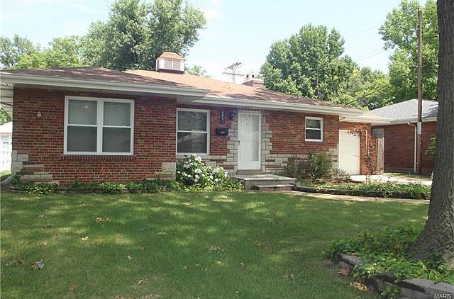 1st image of 5943 Hilgard Pl