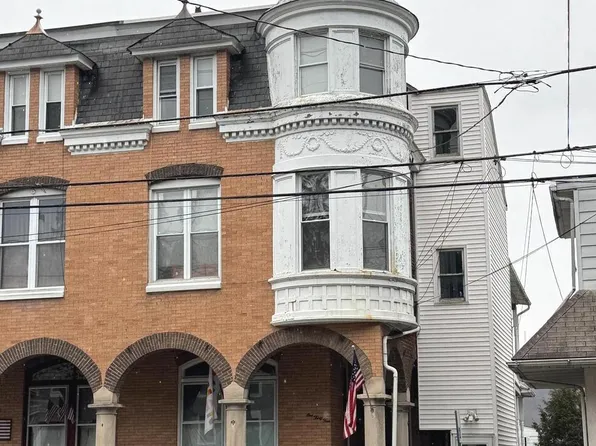 134 W Philadelphia Ave, Boyertown, PA 19512