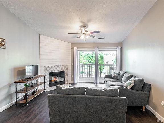 3rd image of 6591 Brigham Sq APT 4