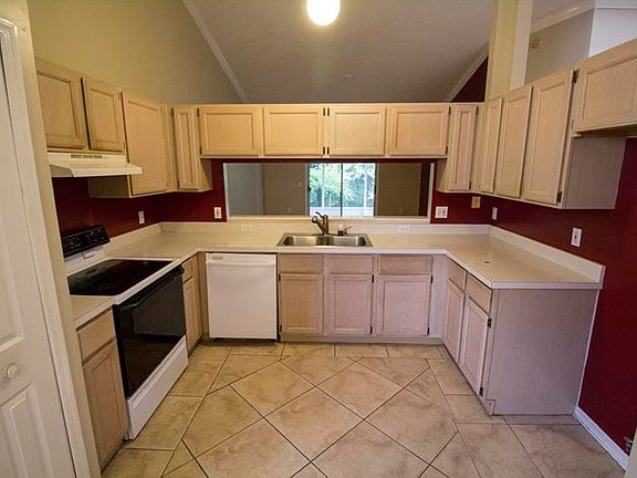 4th image of 10333 Winding Creek Ln