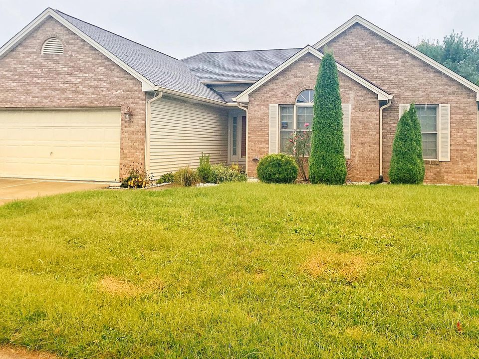 1st image of 2031 Pinewood Dr
